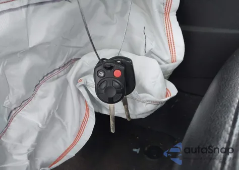 2014 Ford Focus Se z USA, uszkodzony, nr VIN 1FADP3F24EL235374